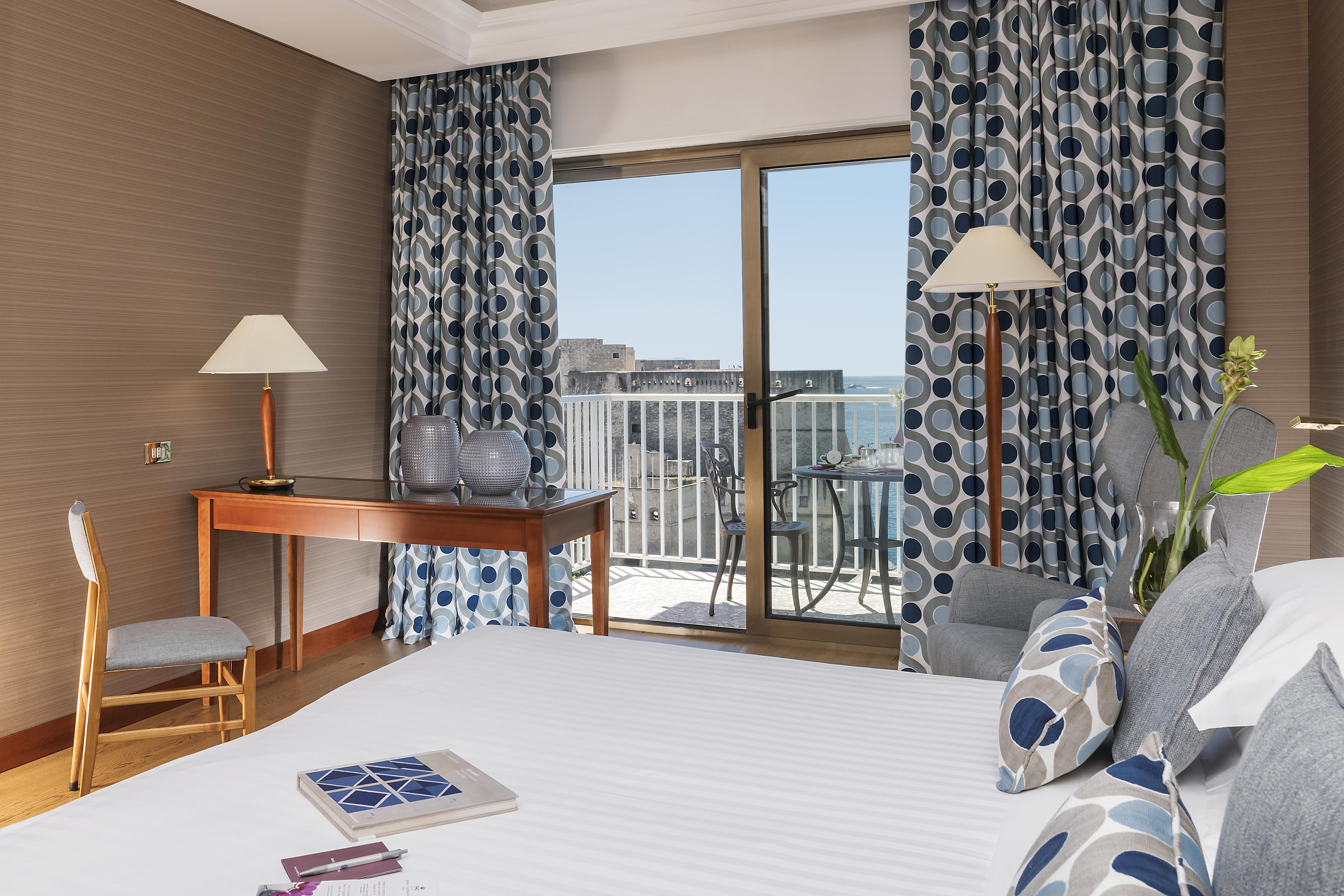 Hotel Royal Continental Napoli Bagian luar foto